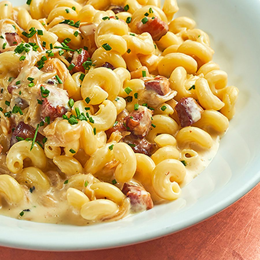 Plate of macaroni and cheese